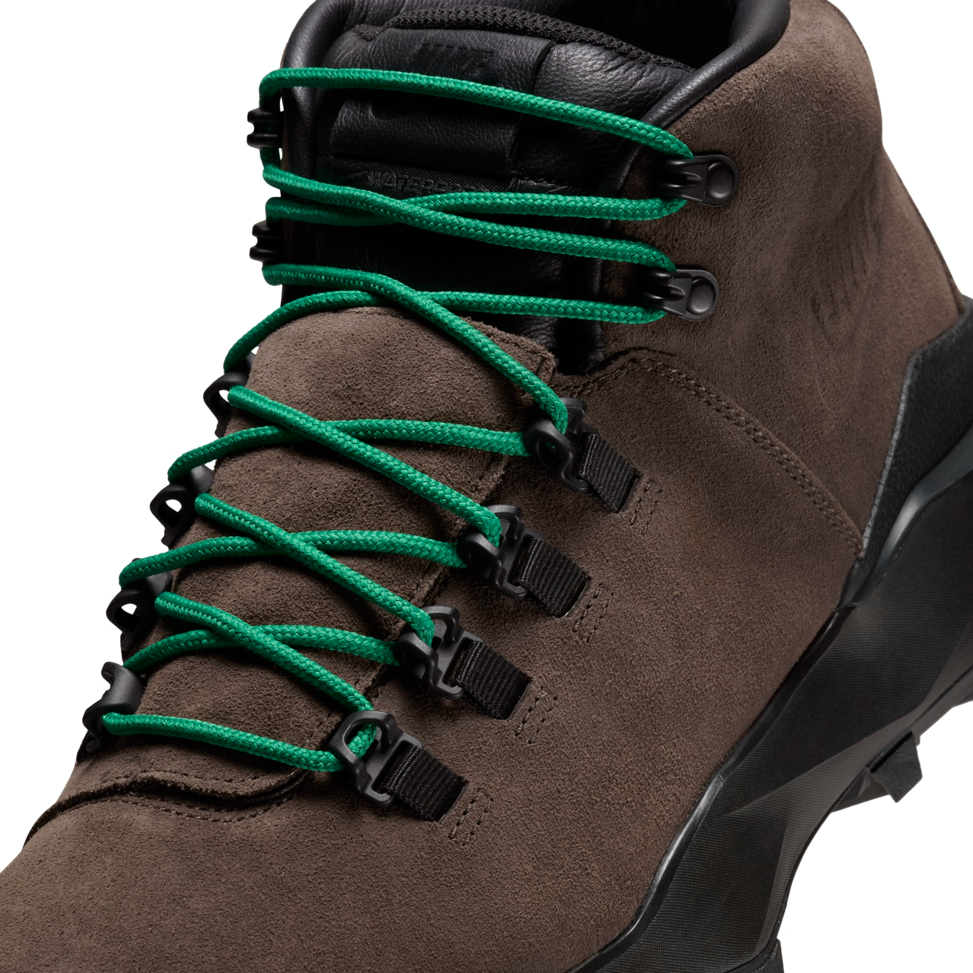 [NIKE] シグナル バロック ブラウン / Cygnal Baroque Brown The Nike Cygnal 'Baroque Brown' isn't actually a sneaker